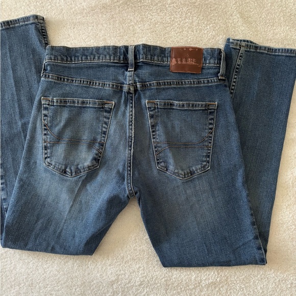 Hollister Blue Straight Jeans with Classic Style - Picture 4 of 8